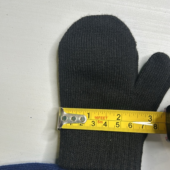 Kids Cat & Jack Mittens - Picture 5 of 5